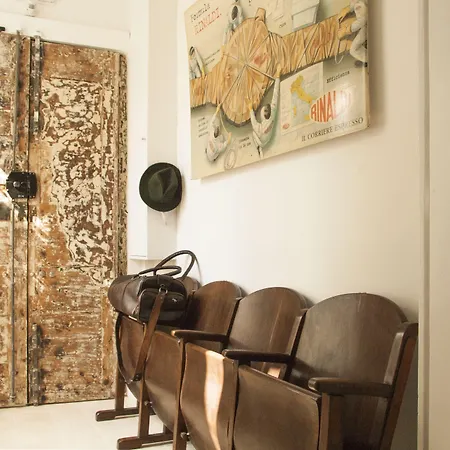 ベッド・アンド・ブレックファスト Belledonne & Gallery