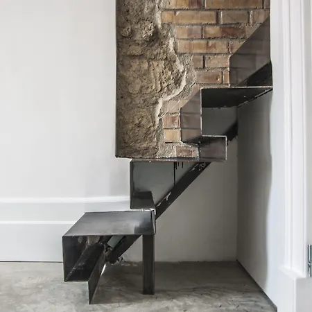 Belledonne & Gallery ナポリ