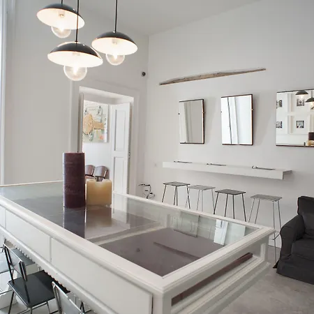 Belledonne & Gallery ナポリ