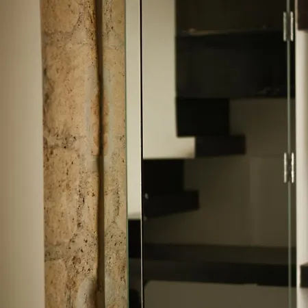 Belledonne & Gallery ベッド・アンド・ブレックファスト 4*