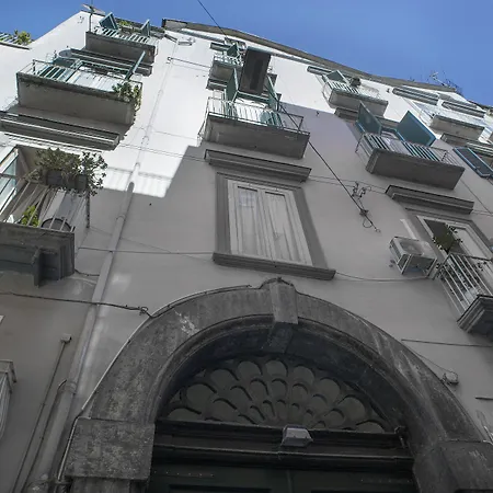 住宿加早餐酒店 百丽多恩套房与画廊住宿加早餐旅馆 那不勒斯