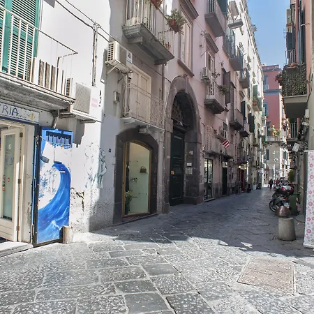 百丽多恩套房与画廊住宿加早餐旅馆 住宿加早餐酒店 那不勒斯