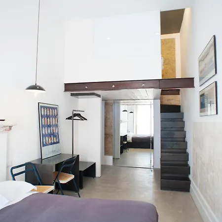 Belledonne & Gallery Νάπολη