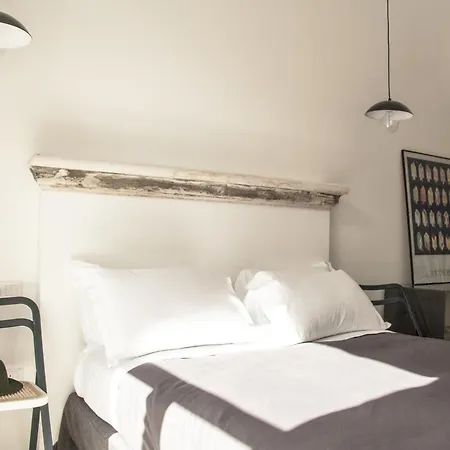 Belledonne & Gallery Bed and Breakfast 4*