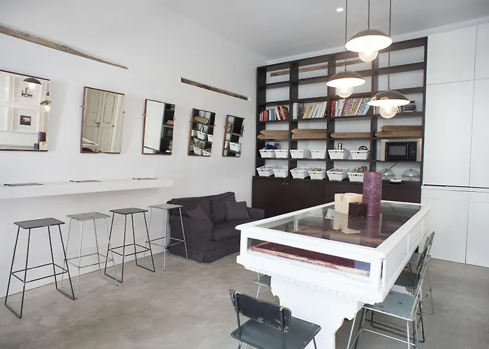 Belledonne & Gallery לינה וארוחת בוקר נאפולי
