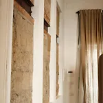 Belledonne & Gallery Nápoles
